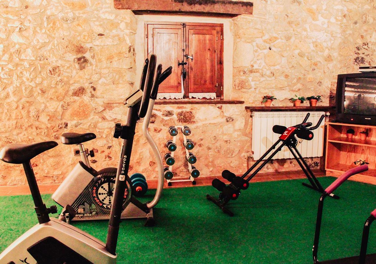 Masia Can Solà Gros Caldes de Malavella Esterno foto