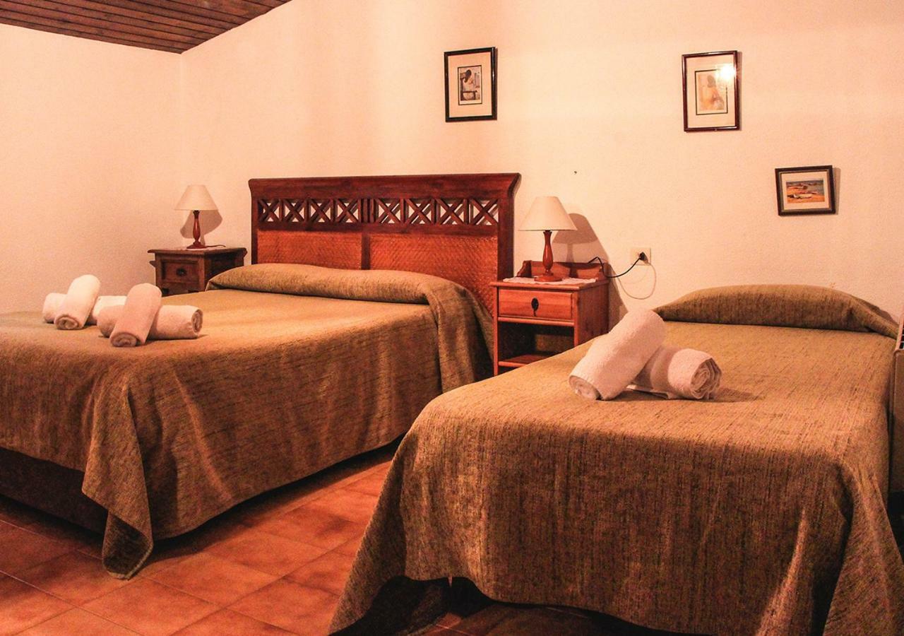 Masia Can Solà Gros Caldes de Malavella Esterno foto